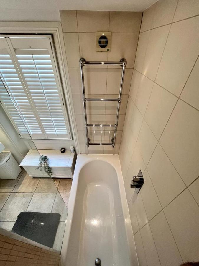 4 Floor Apartment In Covent Garden Лондон Екстериор снимка