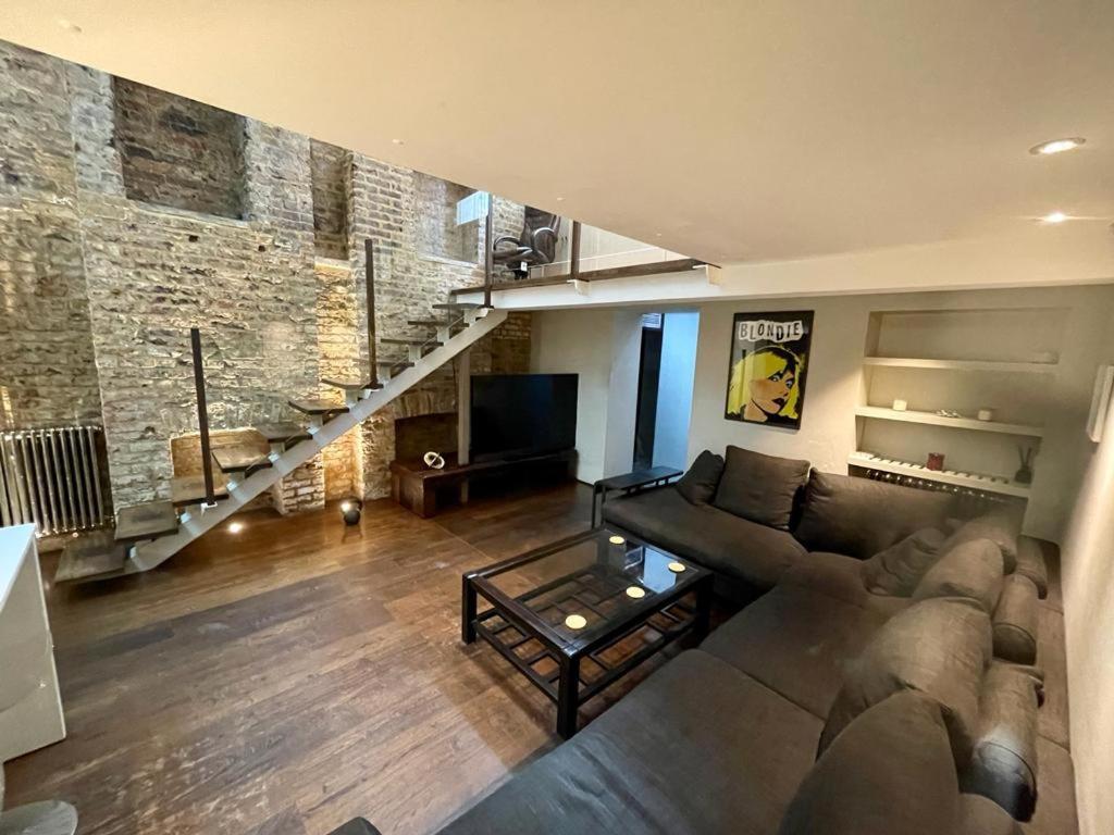 4 Floor Apartment In Covent Garden Лондон Екстериор снимка